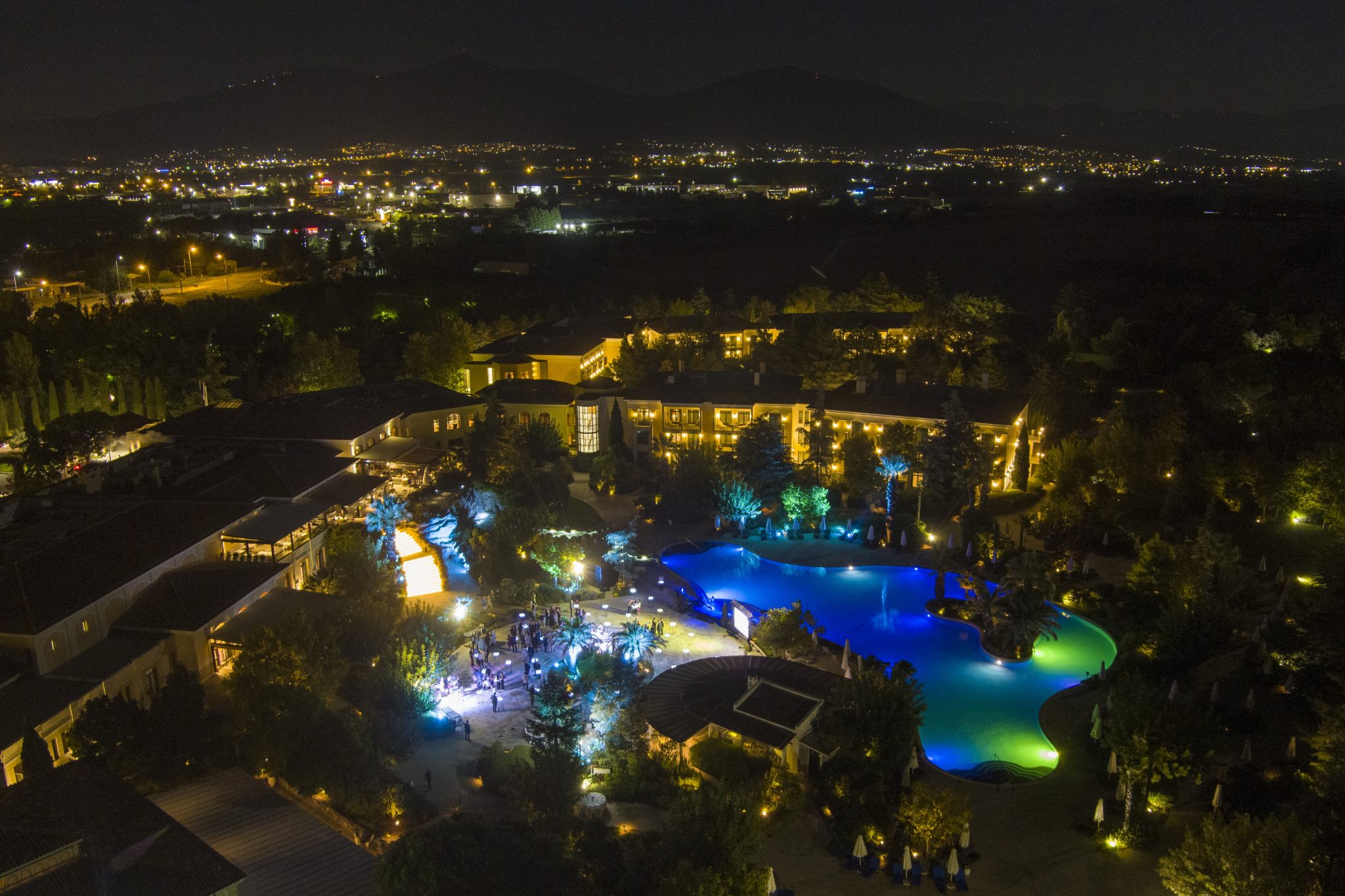 Hyatt Regency_night_view