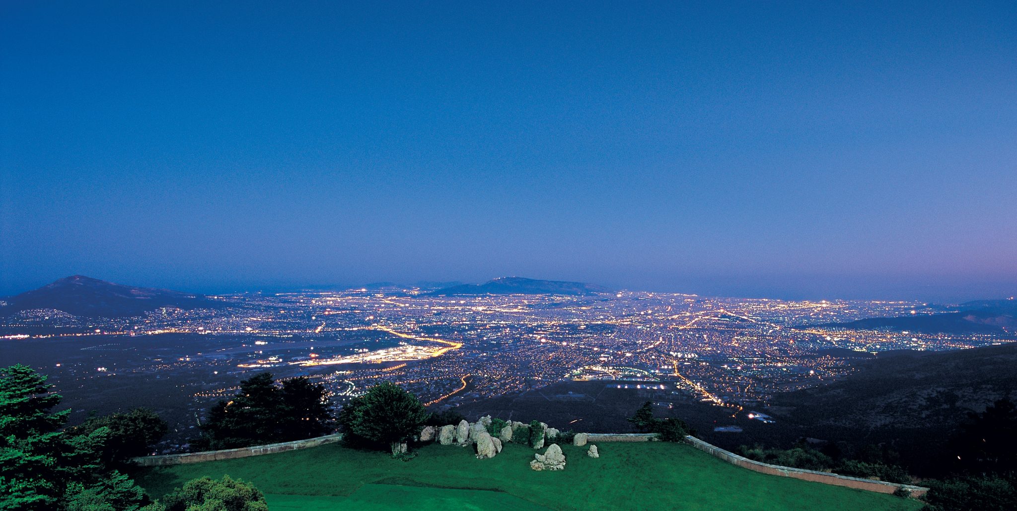 VIEW-OF-ATHENSdusk
